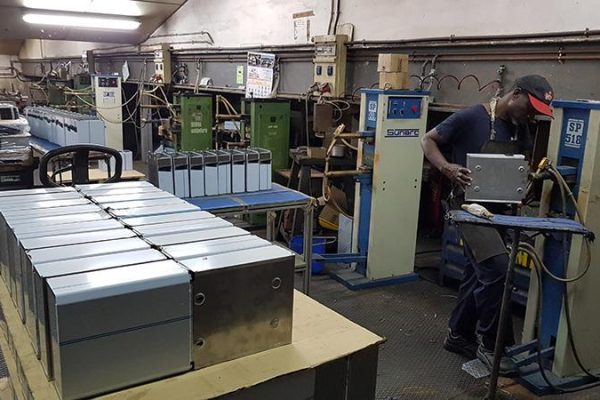 En qué consiste la planchistería industrial