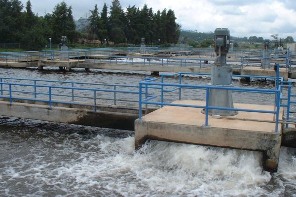 Procesos industriales. El tratamiento de aguas residuales.